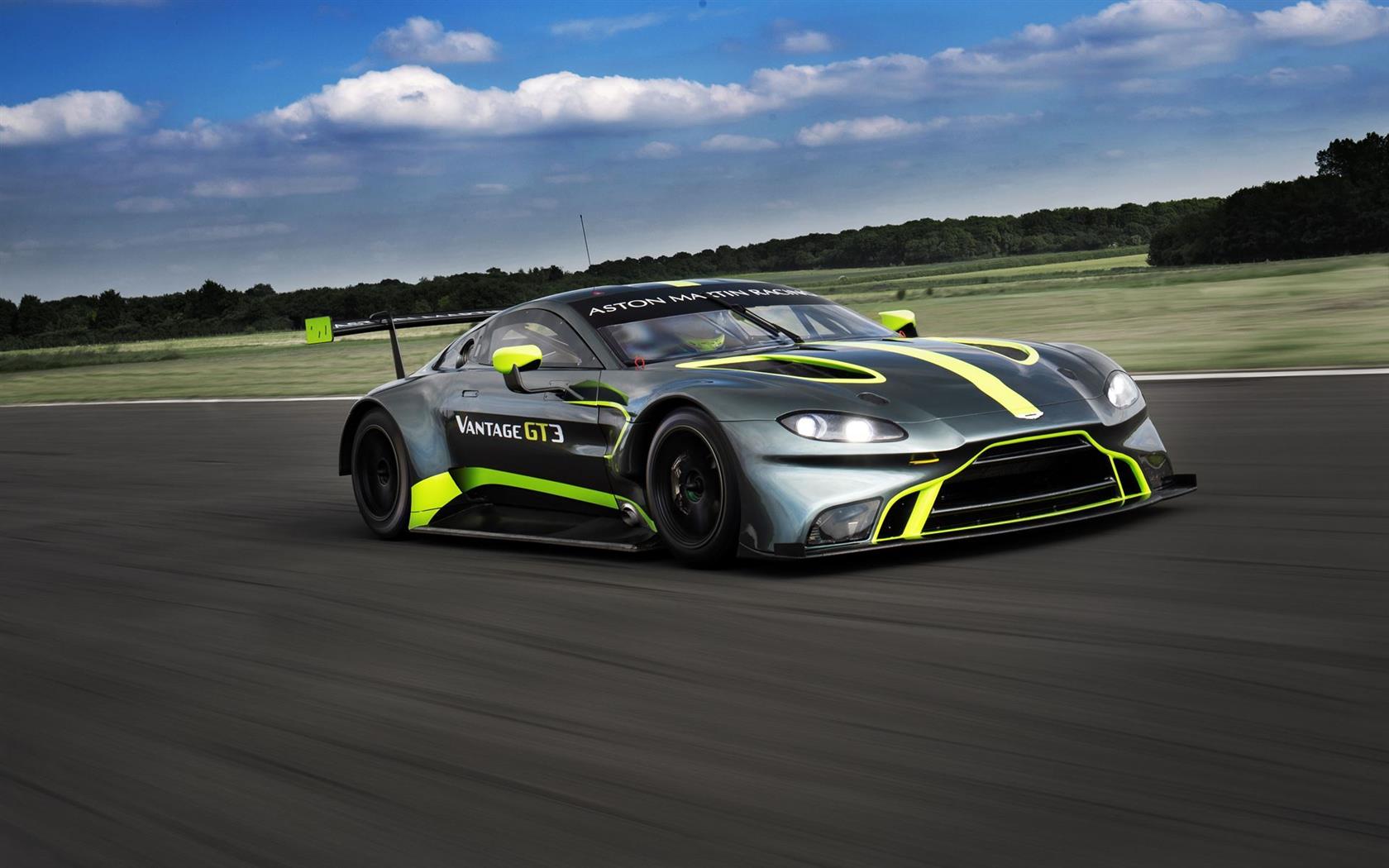 2018 Aston Martin Vantage GT3